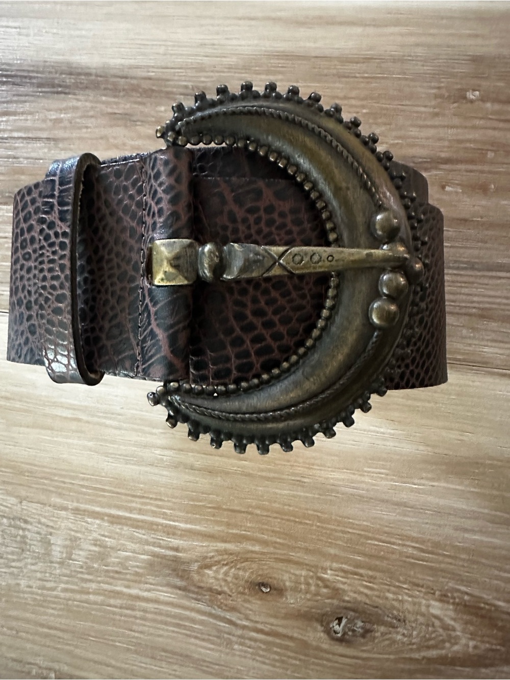 Streets Ahead Half Moon Buckle /Leather Belt M